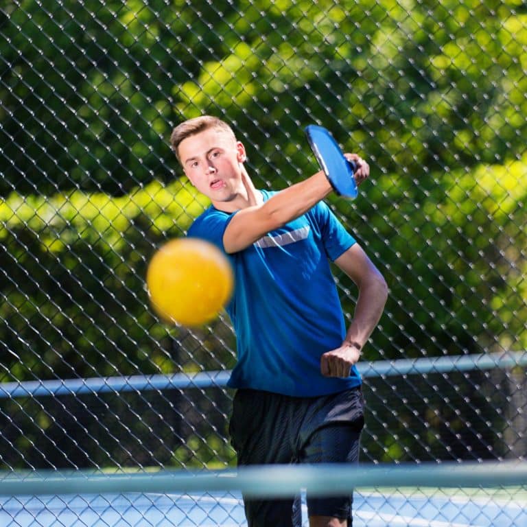 How to Hit a Pickleball Forehand and Backhand Shot