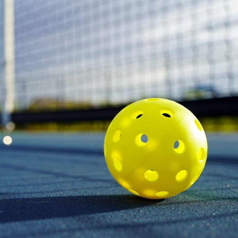 Mastering the Art of the Pickleball Serve