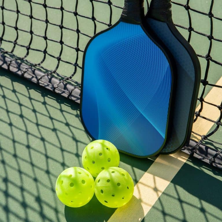 The Ultimate Guide to Choosing the Best Pickleball Paddle